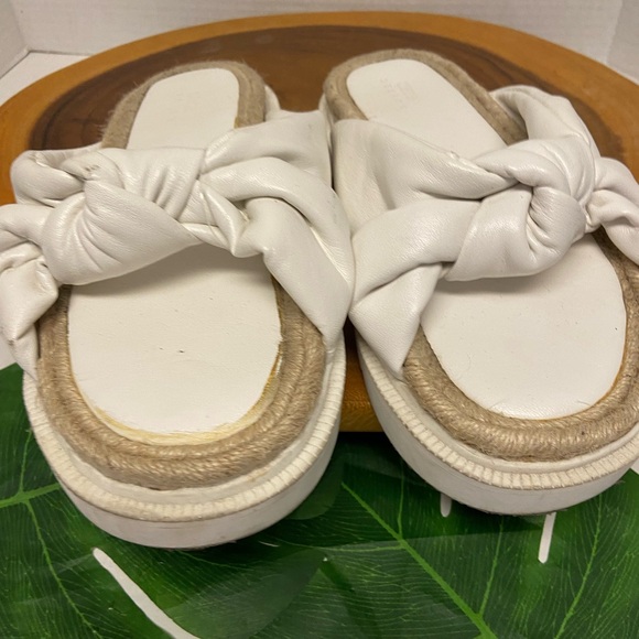 ASOS Twist Knot Slides Sandals - Picture 4 of 8